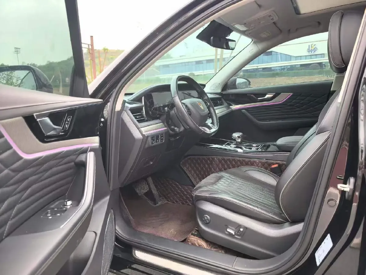 2022 HongQi HS5 2.0T 224HP L4 6AT,autocango,china used car exporter,china ev exporter,chinese used car exporter,chinese used ev exporter