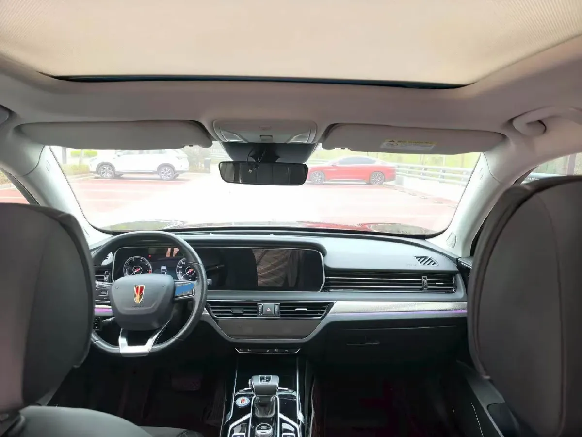 2022 HongQi HS5 2.0T 224HP L4 6AT,autocango,china used car exporter,china ev exporter,chinese used car exporter,chinese used ev exporter