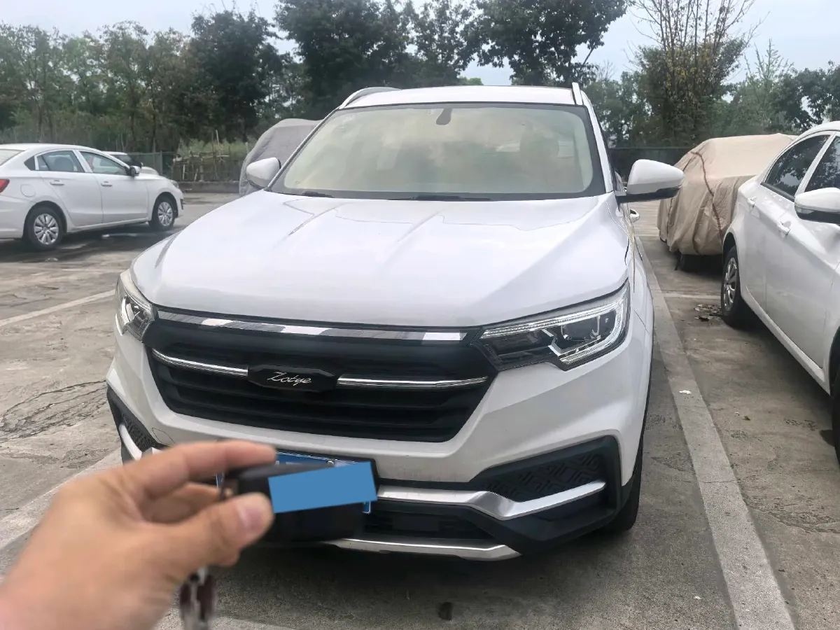 2018 Zotye T500 1.5T 156HP L4 6AT,autocango,china used car exporter,china ev exporter,chinese used car exporter,chinese used ev exporter
