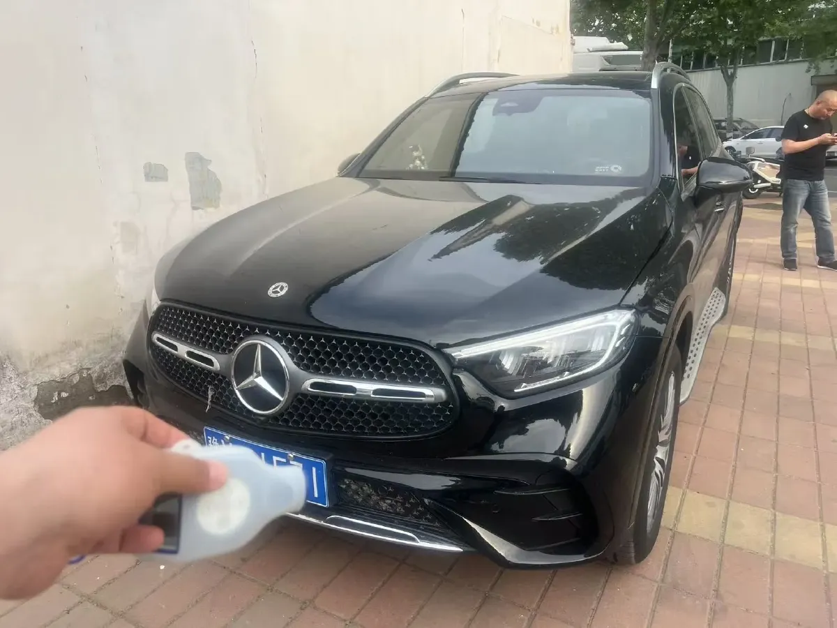 2025 Mercedes-Benz GLC Class 2.0T 258HP L4 9AT,autocango,china used car exporter,china ev exporter,chinese used car exporter,chinese used ev exporter