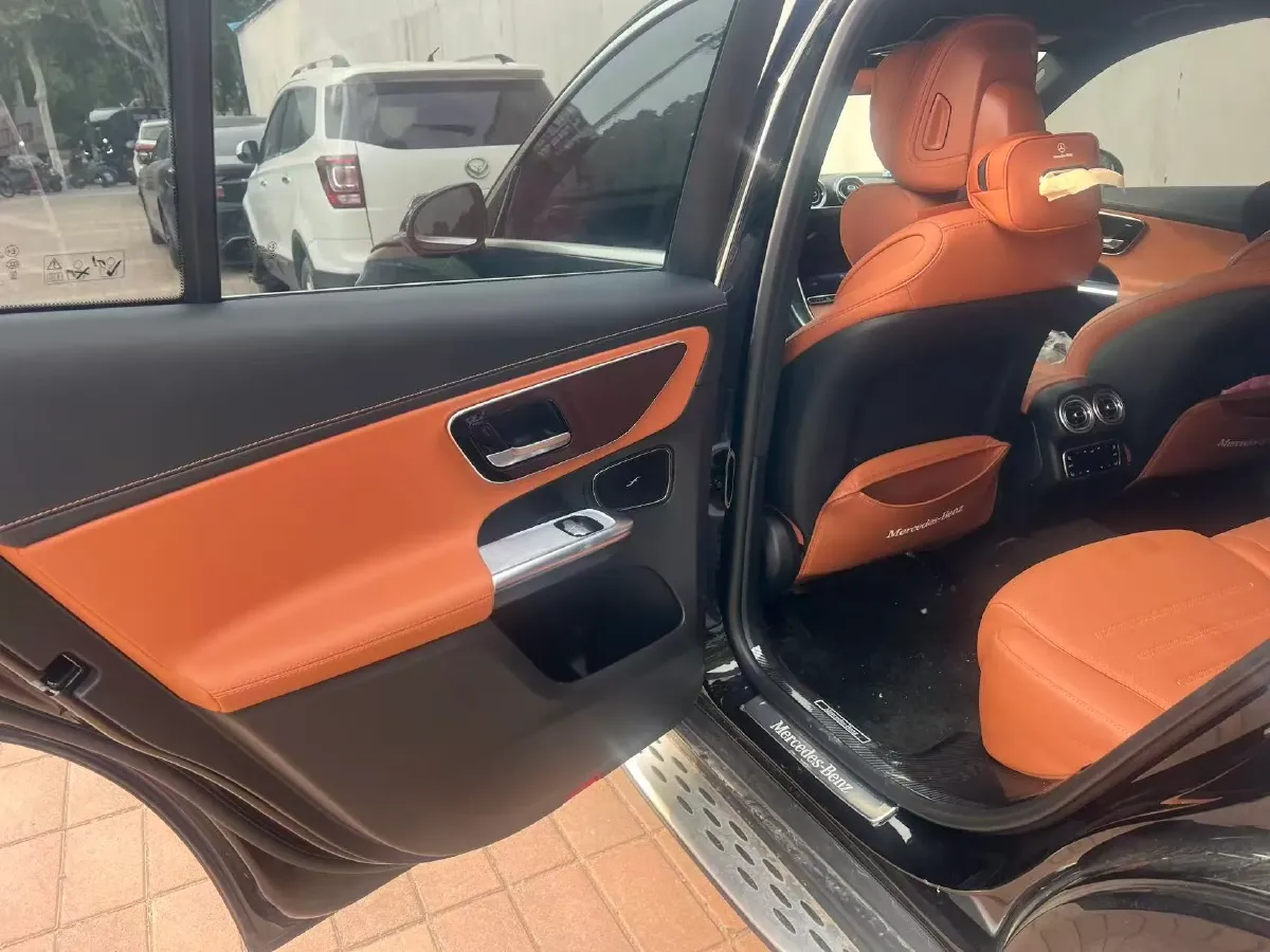 2025 Mercedes-Benz GLC Class 2.0T 258HP L4 9AT,autocango,china used car exporter,china ev exporter,chinese used car exporter,chinese used ev exporter