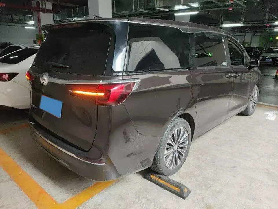 2021 Buick GL8 2.0T 237HP L4 9AT,autocango,china used car exporter,china ev exporter,chinese used car exporter,chinese used ev exporter