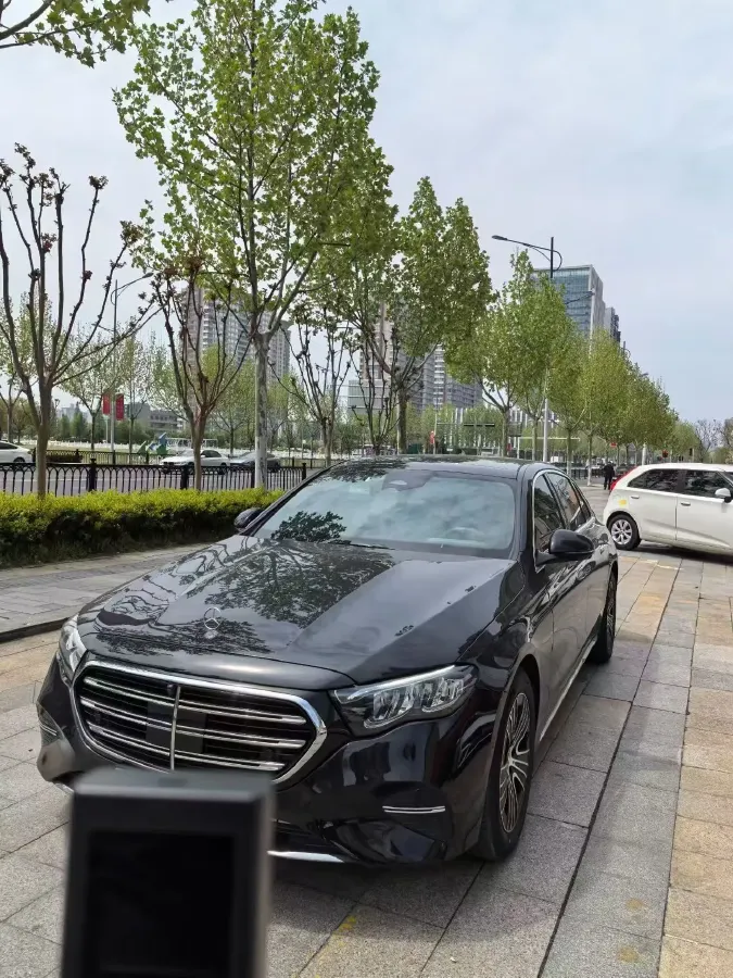 2025 Mercedes-Benz E Class 2.0T 204HP L4 9AT,autocango,china used car exporter,china ev exporter,chinese used car exporter,chinese used ev exporter