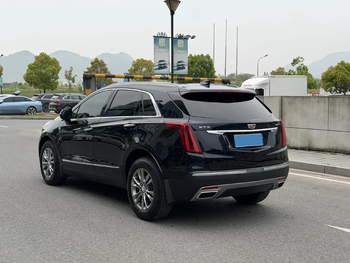 2020 Cadillac XT5 2.0T 237HP L4 9AT,autocango,china used car exporter,china ev exporter,chinese used car exporter,chinese used ev exporter