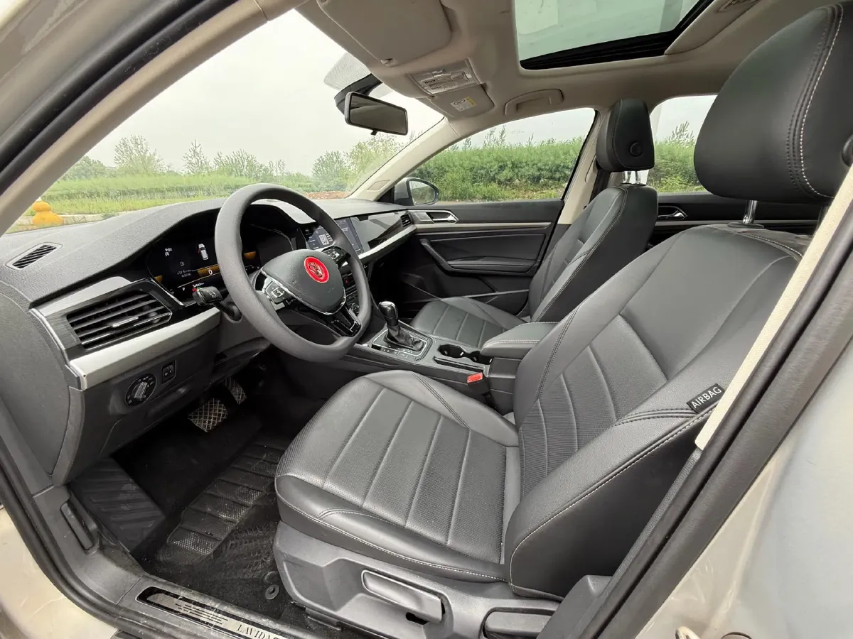 2022 Buick Verano 1.5T 184HP L4 CVT,autocango,china used car exporter,china ev exporter,chinese used car exporter,chinese used ev exporter