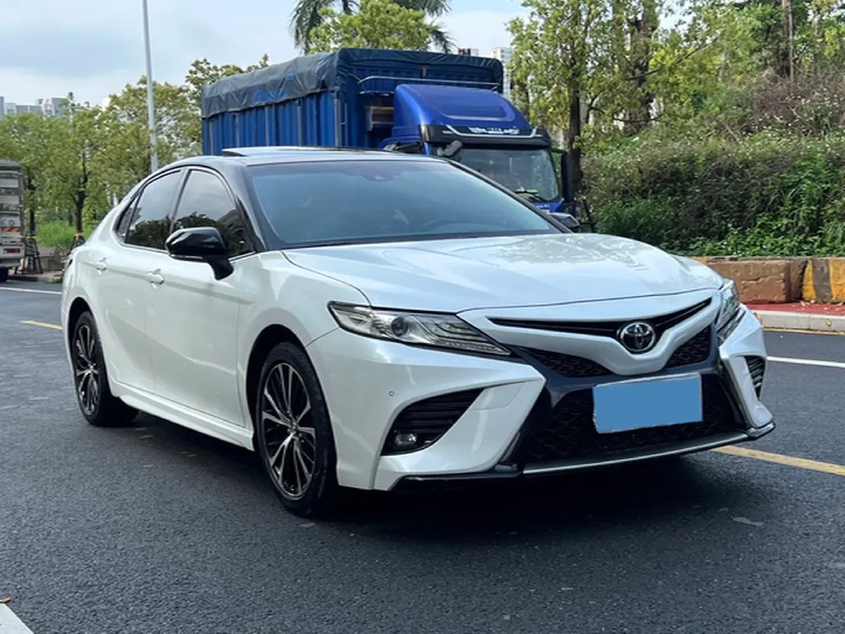 2018 Toyota Camry 2.0L 169HP L4 6AT,autocango,china used car exporter,china ev exporter,chinese used car exporter,chinese used ev exporter