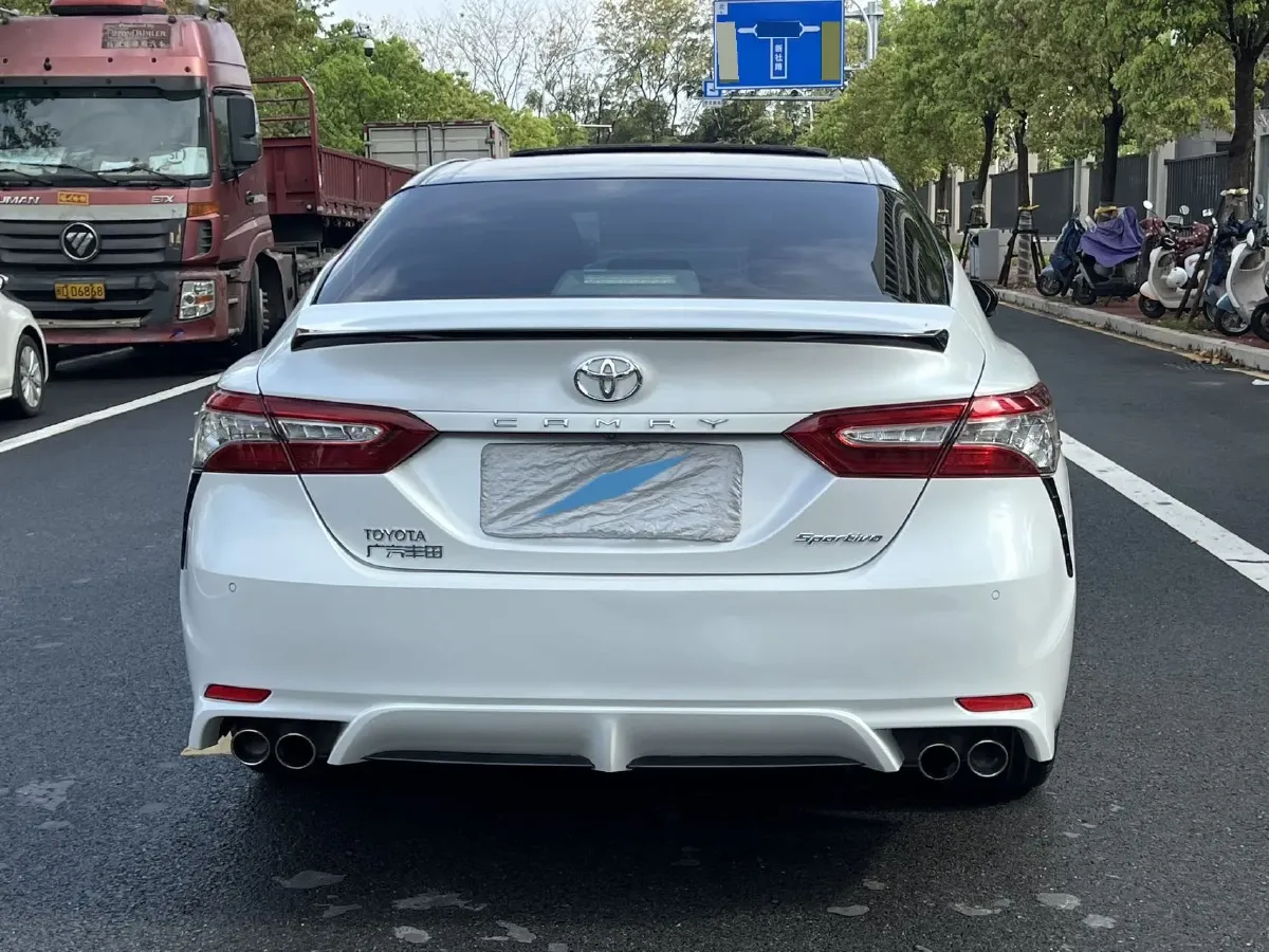 2018 Toyota Camry 2.0L 169HP L4 6AT,autocango,china used car exporter,china ev exporter,chinese used car exporter,chinese used ev exporter
