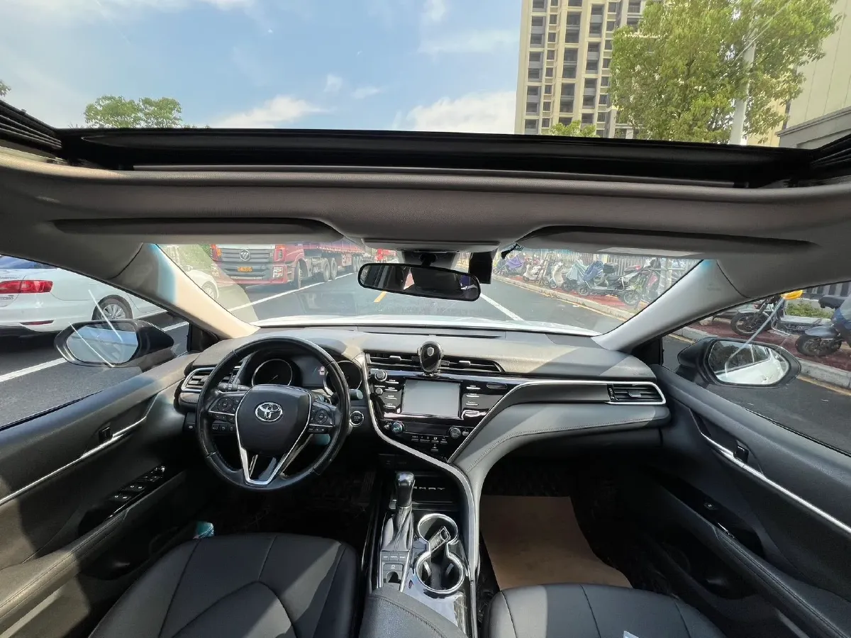 2018 Toyota Camry 2.0L 169HP L4 6AT,autocango,china used car exporter,china ev exporter,chinese used car exporter,chinese used ev exporter