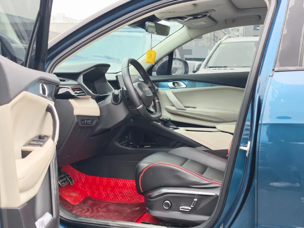 2020 LYNK&CO 06 1.5T 177HP L3 7DCT,autocango,china used car exporter,china ev exporter,chinese used car exporter,chinese used ev exporter