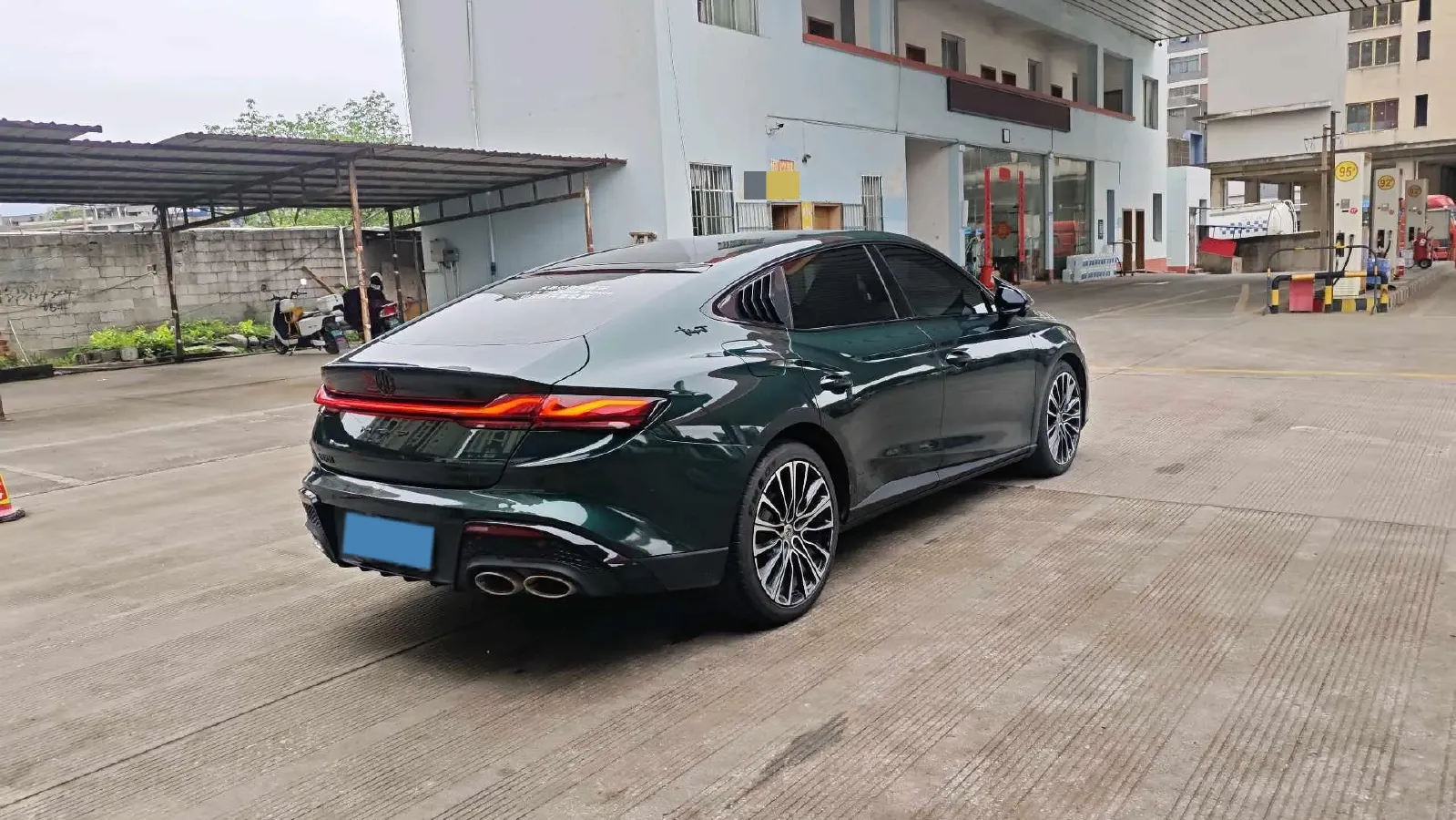 2023 MG 7 1.5T 188HP L4 7DCT,autocango,china used car exporter,china ev exporter,chinese used car exporter,chinese used ev exporter