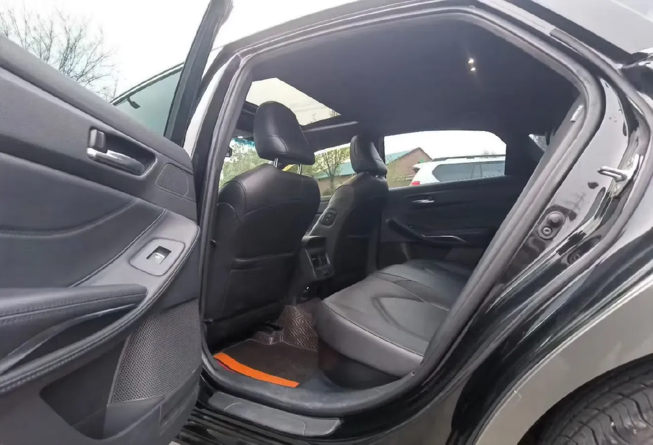 2019 Toyota Avalon 2.5L 178HP L4 E-CVT Hybrid,autocango,china used car exporter,china ev exporter,chinese used car exporter,chinese used ev exporter