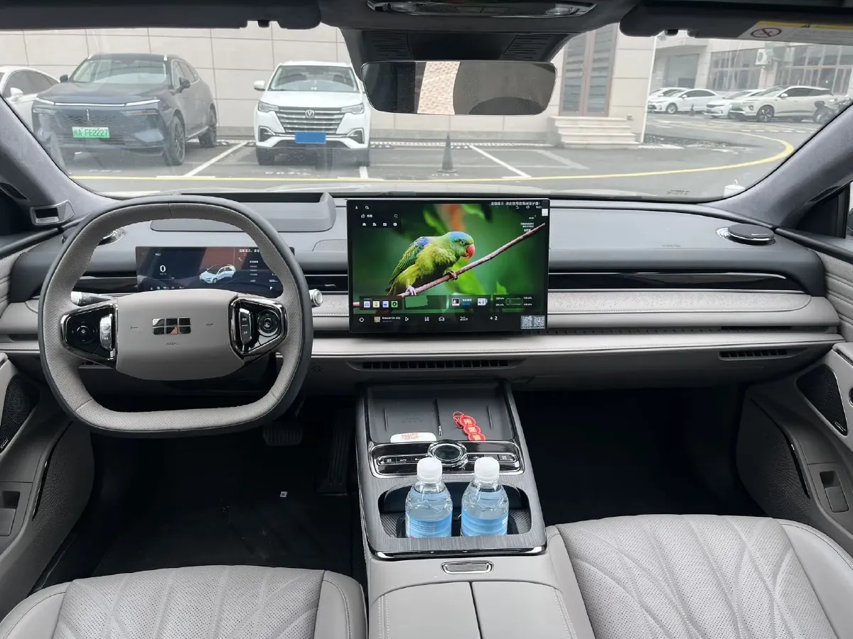 2025 Geely Galaxy Starshine 8 1.5T 163HP L4 3DHT PHEV 27.69KWH,autocango,china used car exporter,china ev exporter,chinese used car exporter,chinese used ev exporter