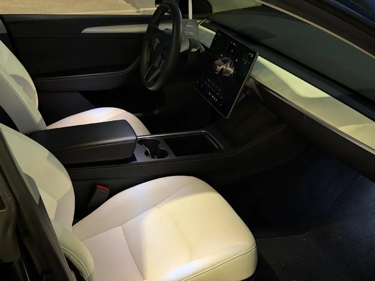 2022 Tesla Model Y BEV 78.4KWH,autocango,china used car exporter,china ev exporter,chinese used car exporter,chinese used ev exporter