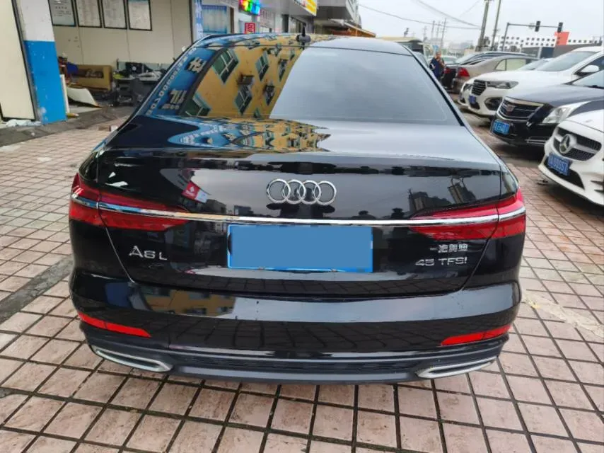 2021 Audi A6L 2.0T 224HP L4 7DCT,autocango,china used car exporter,china ev exporter,chinese used car exporter,chinese used ev exporter
