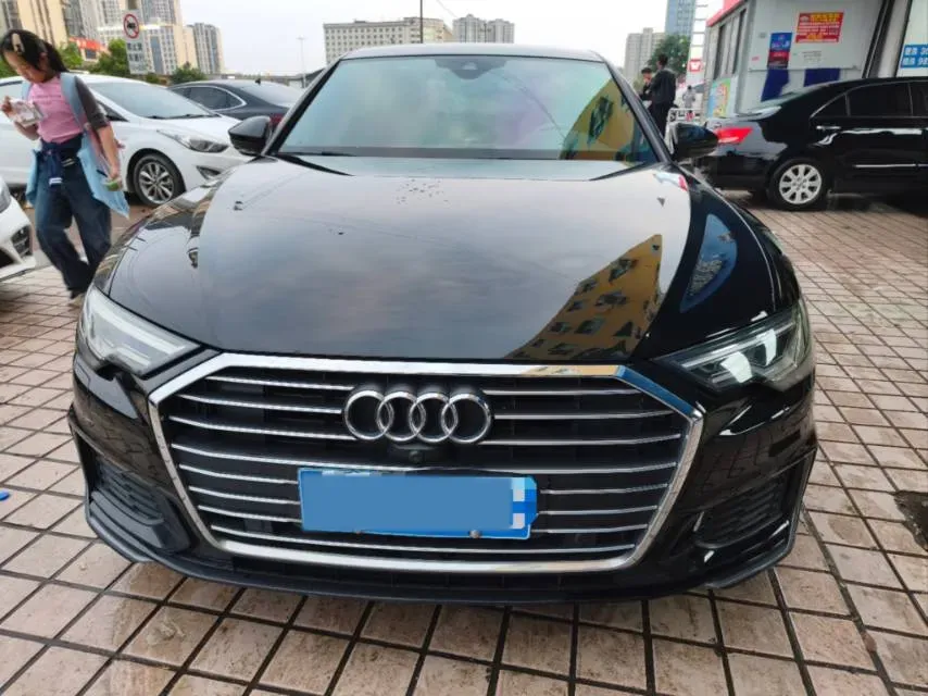 2021 Audi A6L 2.0T 224HP L4 7DCT,autocango,china used car exporter,china ev exporter,chinese used car exporter,chinese used ev exporter