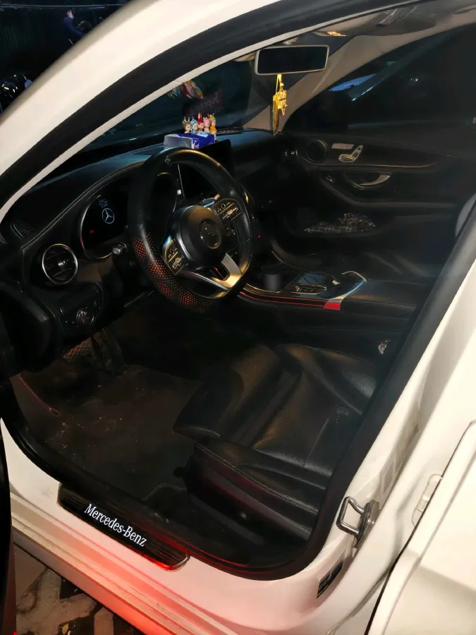 2020 Mercedes-Benz C Class 1.5T 184HP L4 9AT,autocango,china used car exporter,china ev exporter,chinese used car exporter,chinese used ev exporter