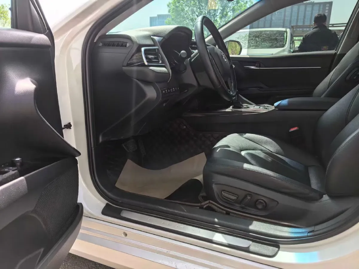 2019 Toyota Camry 2.0L 178HP L4 CVT,autocango,china used car exporter,china ev exporter,chinese used car exporter,chinese used ev exporter