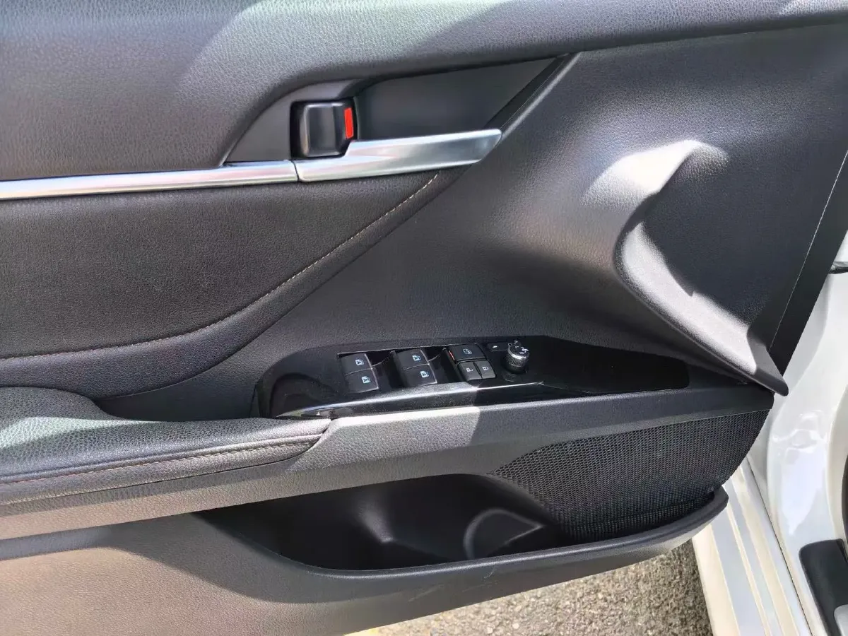 2019 Toyota Camry 2.0L 178HP L4 CVT,autocango,china used car exporter,china ev exporter,chinese used car exporter,chinese used ev exporter