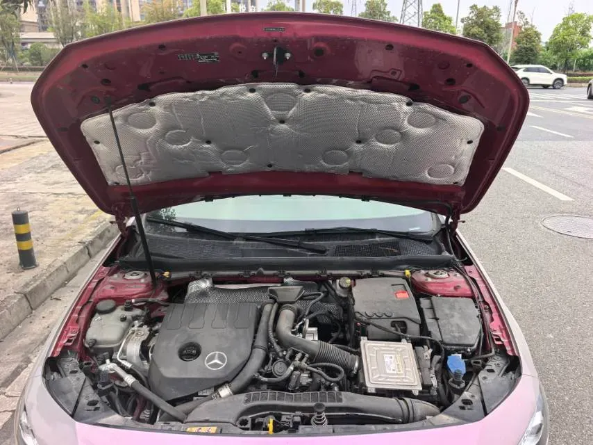 2020 Mercedes-Benz A Class 1.3T 163HP L4 7DCT,autocango,china used car exporter,china ev exporter,chinese used car exporter,chinese used ev exporter