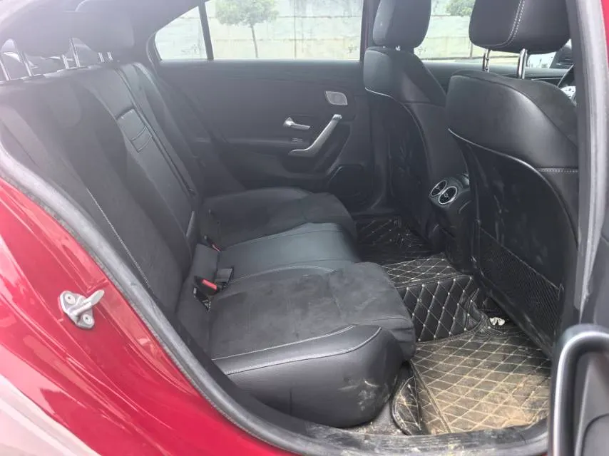 2020 Mercedes-Benz A Class 1.3T 163HP L4 7DCT,autocango,china used car exporter,china ev exporter,chinese used car exporter,chinese used ev exporter