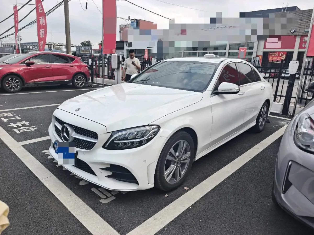 2020 Mercedes-Benz C Class 1.5T 156HP L4 9AT,autocango,china used car exporter,china ev exporter,chinese used car exporter,chinese used ev exporter