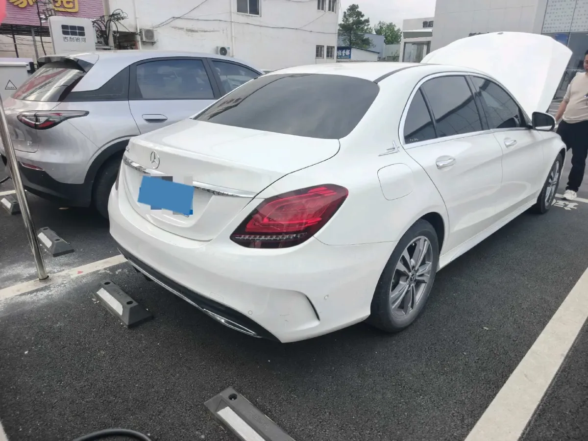 2020 Mercedes-Benz C Class 1.5T 156HP L4 9AT,autocango,china used car exporter,china ev exporter,chinese used car exporter,chinese used ev exporter