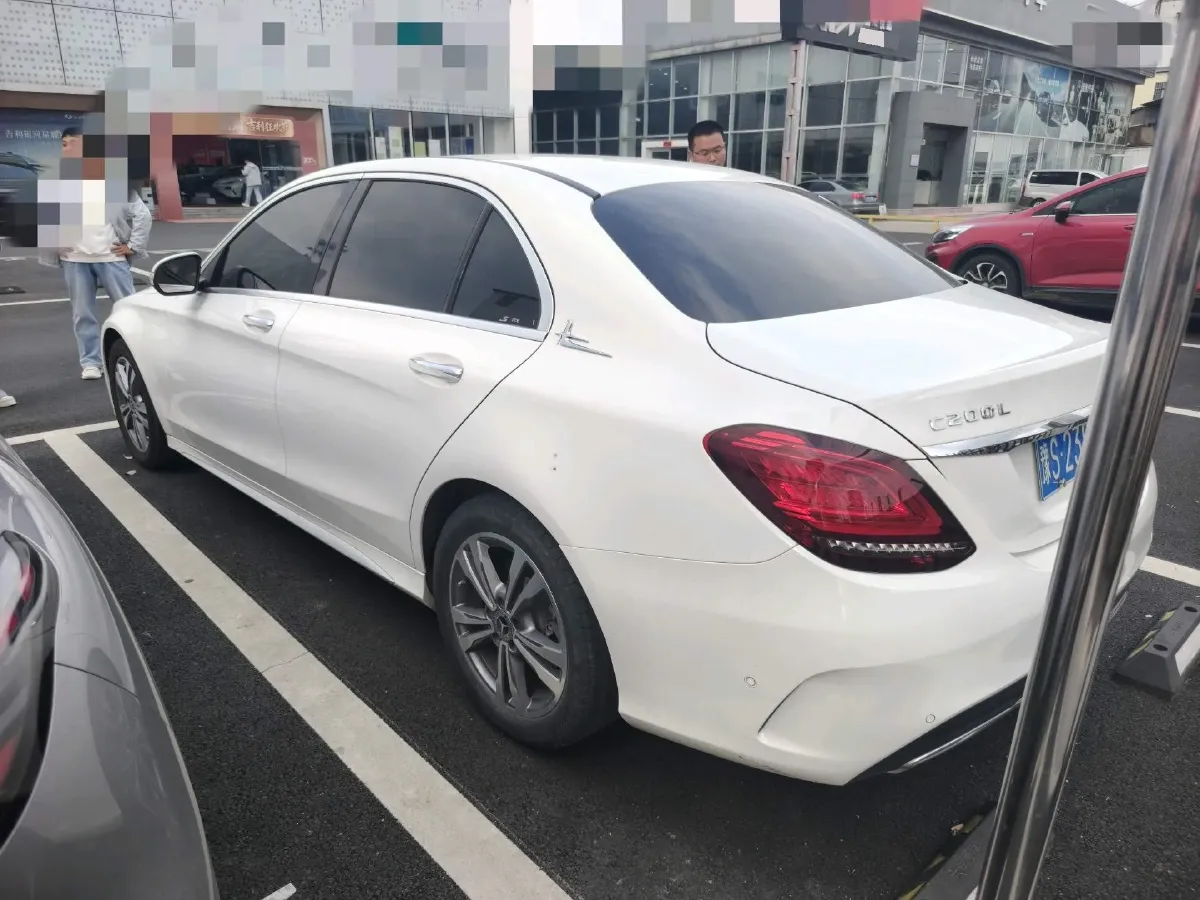 2020 Mercedes-Benz C Class 1.5T 156HP L4 9AT,autocango,china used car exporter,china ev exporter,chinese used car exporter,chinese used ev exporter