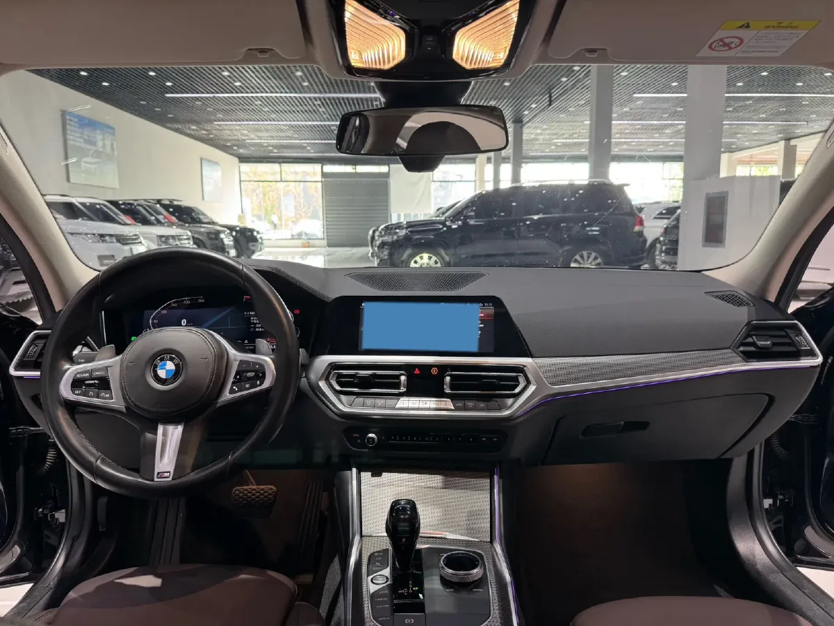 2021 BMW 3 Series 2.0T 184HP L4 8AT,autocango,china used car exporter,china ev exporter,chinese used car exporter,chinese used ev exporter