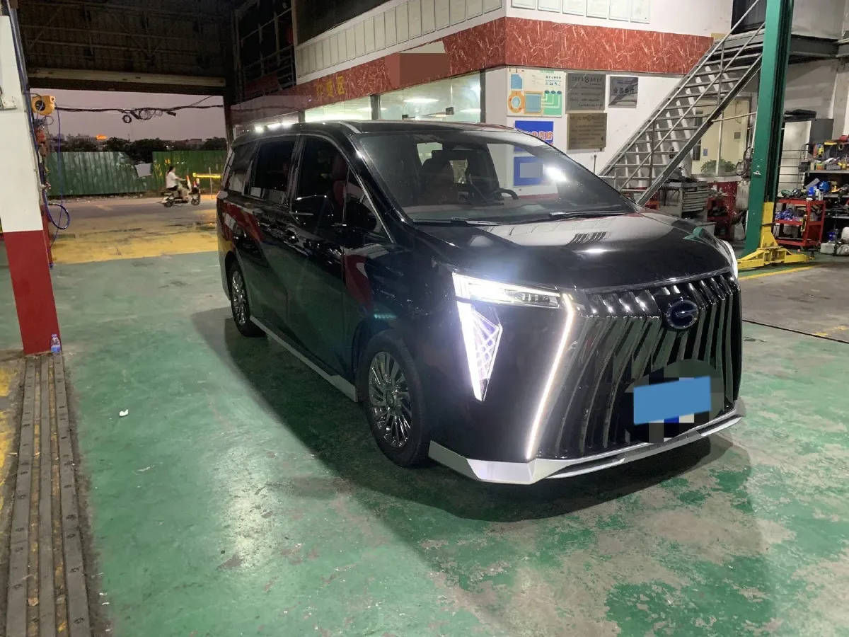 2024 GAC Trumpchi M8 2.0T 190HP L4 E-CVT Hybrid,autocango,china used car exporter,china ev exporter,chinese used car exporter,chinese used ev exporter