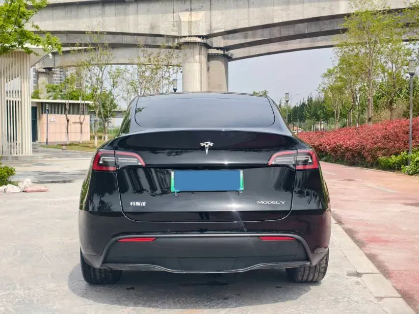 2022 Tesla Model Y BEV 60KWH,autocango,china used car exporter,china ev exporter,chinese used car exporter,chinese used ev exporter