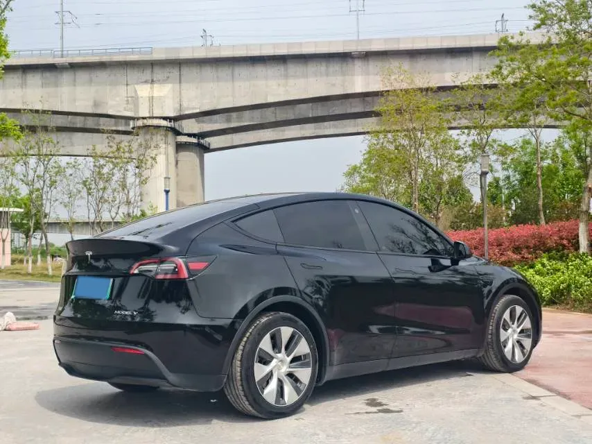 2022 Tesla Model Y BEV 60KWH,autocango,china used car exporter,china ev exporter,chinese used car exporter,chinese used ev exporter