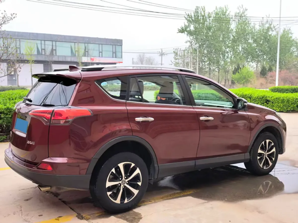 2018 Toyota RAV4 2.0L 151HP L4 CVT,autocango,china used car exporter,china ev exporter,chinese used car exporter,chinese used ev exporter