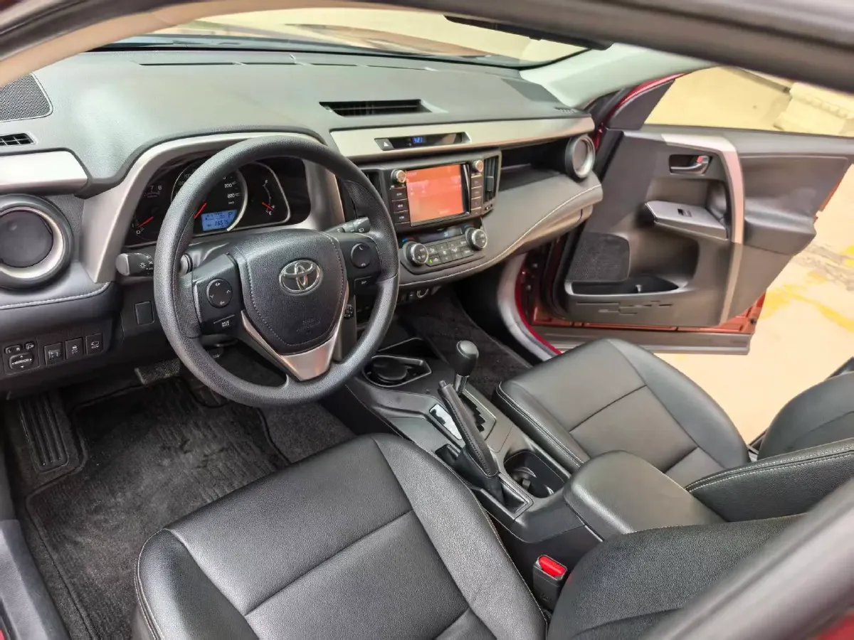 2018 Toyota RAV4 2.0L 151HP L4 CVT,autocango,china used car exporter,china ev exporter,chinese used car exporter,chinese used ev exporter