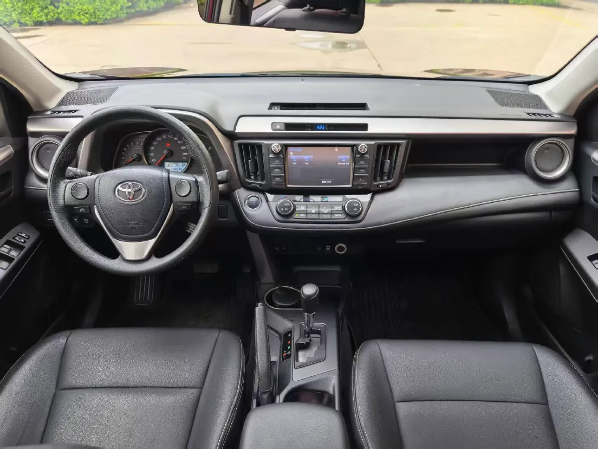 2018 Toyota RAV4 2.0L 151HP L4 CVT,autocango,china used car exporter,china ev exporter,chinese used car exporter,chinese used ev exporter