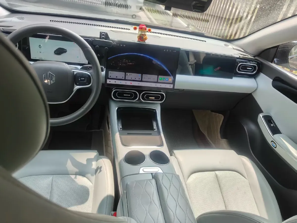 2024 Leapmotor C01 BEV 62.8KWH,autocango,china used car exporter,china ev exporter,chinese used car exporter,chinese used ev exporter