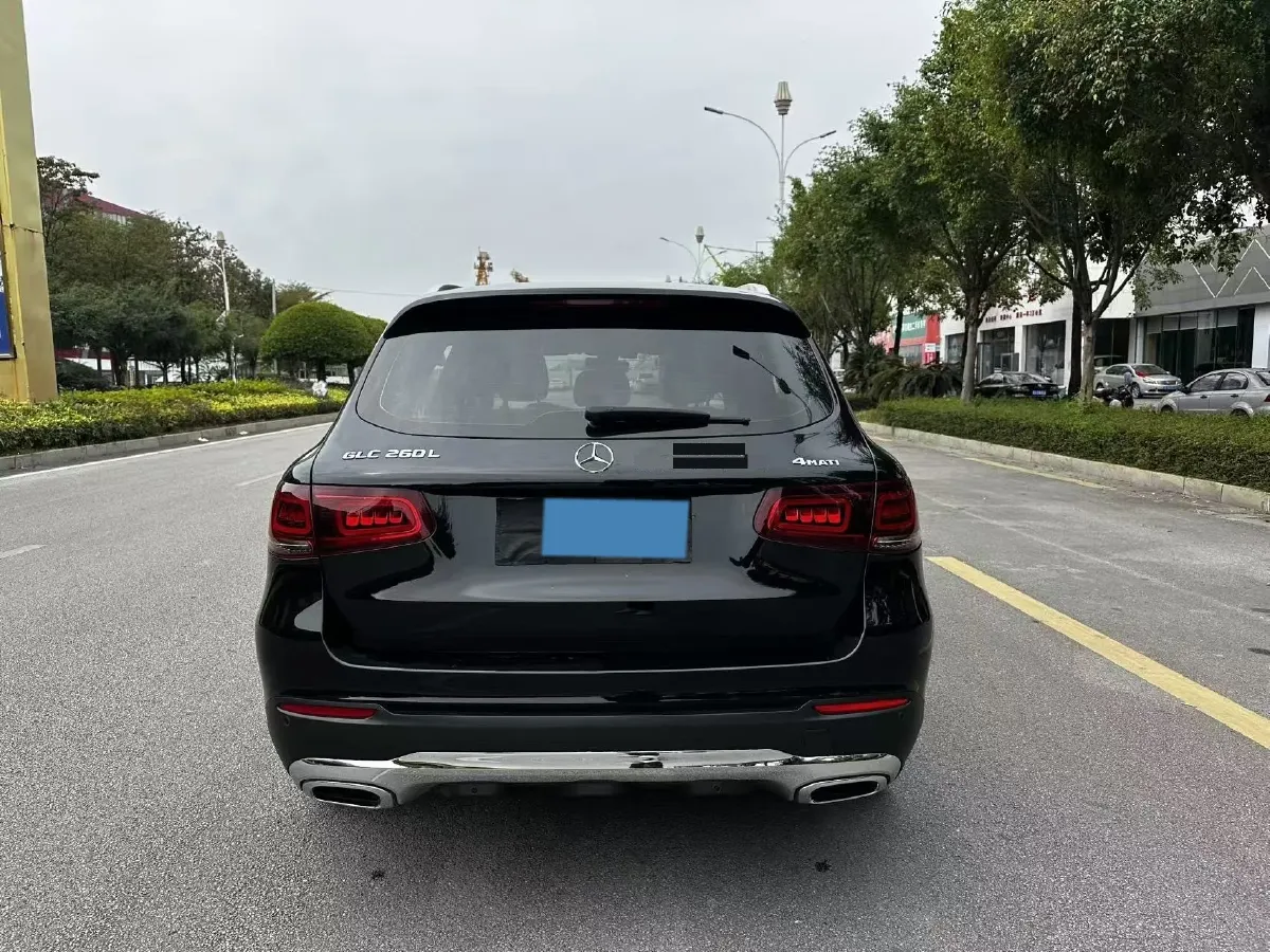 2022 Mercedes-Benz GLC Class 2.0T 197HP L4 9AT,autocango,china used car exporter,china ev exporter,chinese used car exporter,chinese used ev exporter