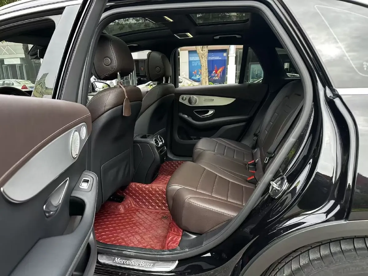 2022 Mercedes-Benz GLC Class 2.0T 197HP L4 9AT,autocango,china used car exporter,china ev exporter,chinese used car exporter,chinese used ev exporter