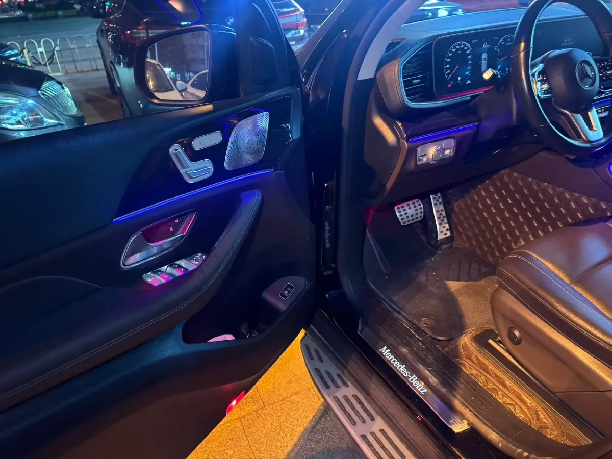 2022 Mercedes-Benz GLE Class 2.0T 258HP L4 9AT,autocango,china used car exporter,china ev exporter,chinese used car exporter,chinese used ev exporter