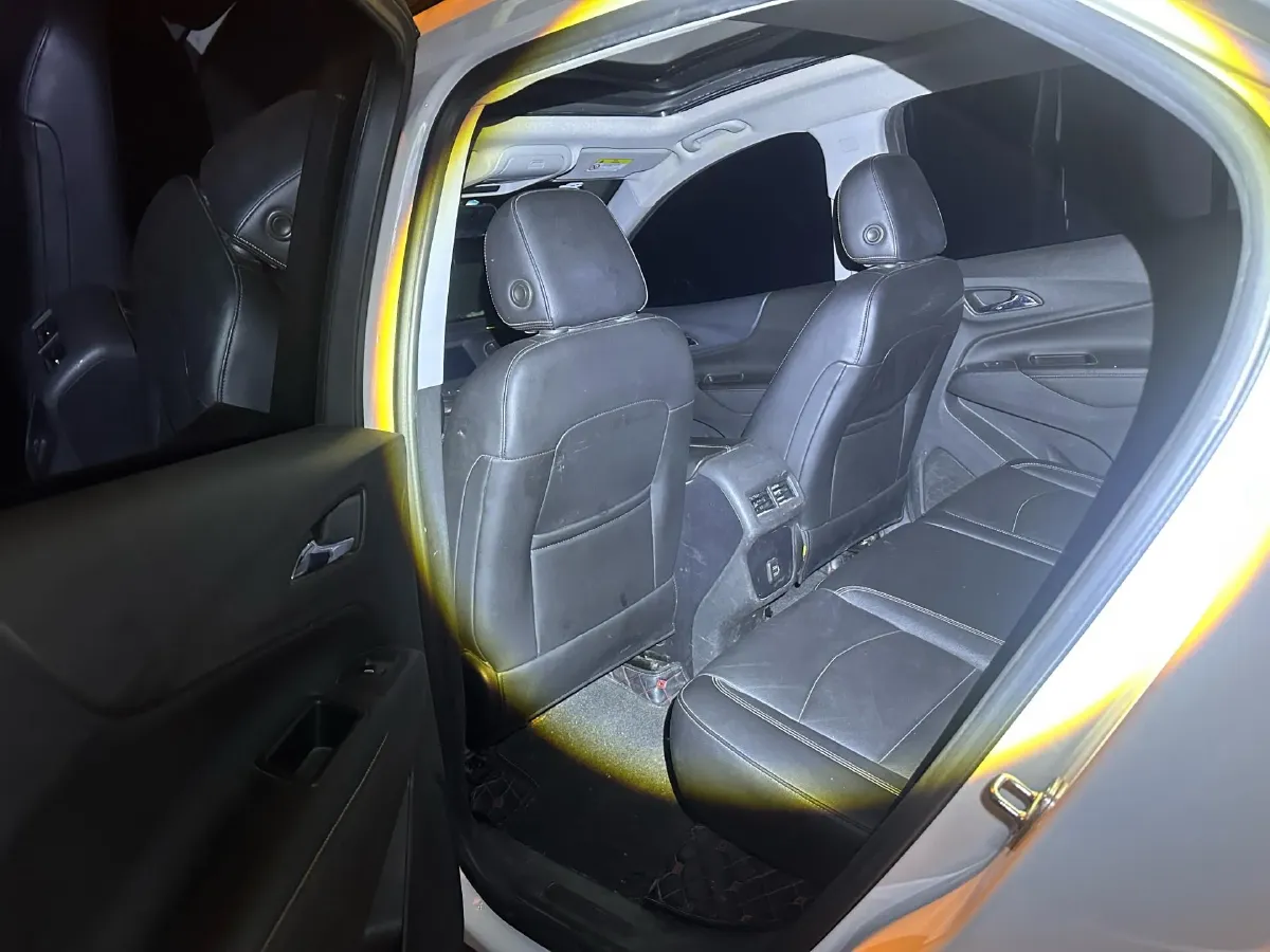 2019 Chevrolet Equinox 1.5T 169HP L4 6AT,autocango,china used car exporter,china ev exporter,chinese used car exporter,chinese used ev exporter