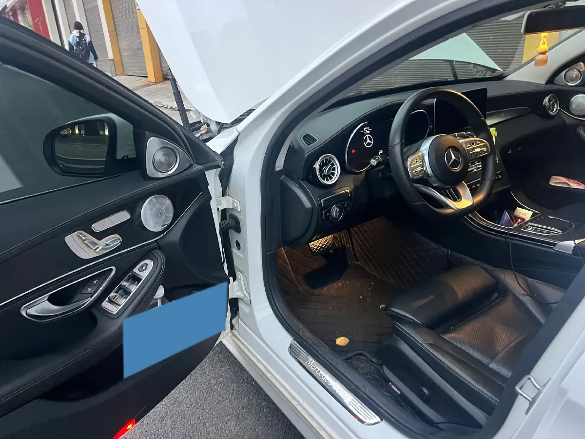 2020 Mercedes-Benz C Class 1.5T 184HP L4 9AT,autocango,china used car exporter,china ev exporter,chinese used car exporter,chinese used ev exporter