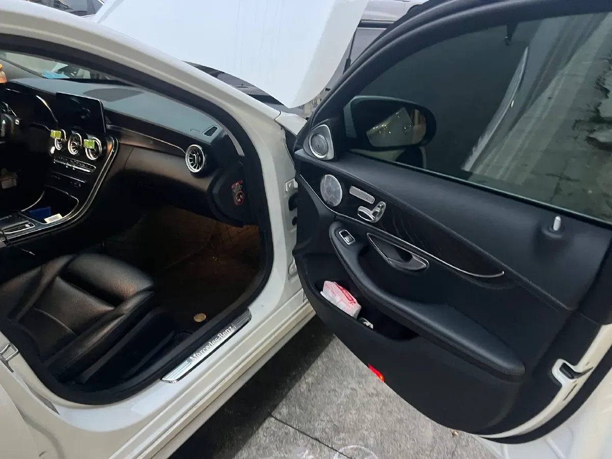 2020 Mercedes-Benz C Class 1.5T 184HP L4 9AT,autocango,china used car exporter,china ev exporter,chinese used car exporter,chinese used ev exporter