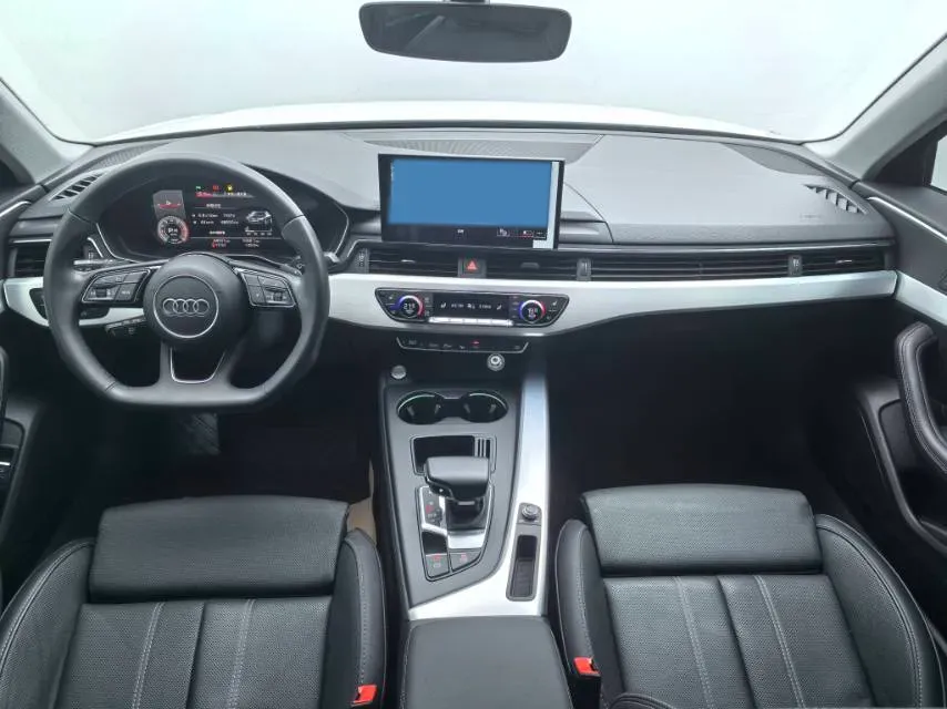 2023 Audi A4L 2.0T 190HP L4 7DCT,autocango,china used car exporter,china ev exporter,chinese used car exporter,chinese used ev exporter