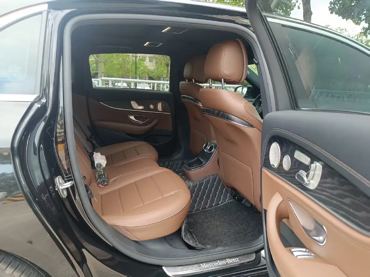 2022 Mercedes-Benz E Class 2.0T 258HP L4 9AT,autocango,china used car exporter,china ev exporter,chinese used car exporter,chinese used ev exporter