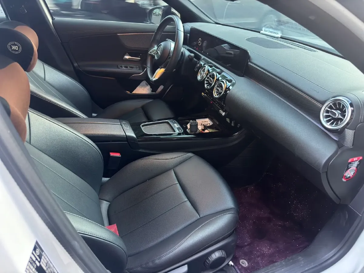 2023 Mercedes-Benz A Class 1.3T 136HP L4 7DCT,autocango,china used car exporter,china ev exporter,chinese used car exporter,chinese used ev exporter