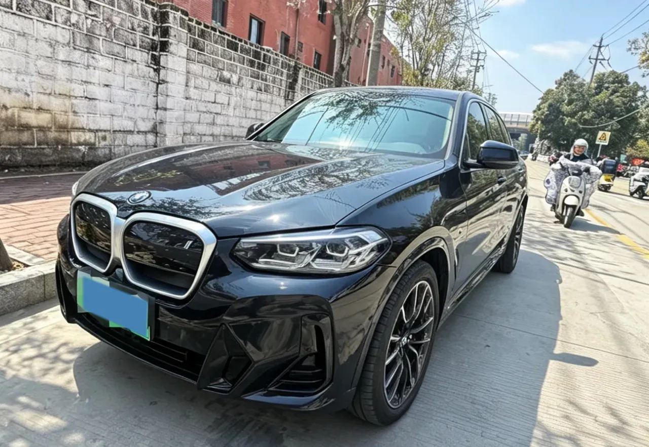 2022 BMW iX3 BEV 80KWH,autocango,china used car exporter,china ev exporter,chinese used car exporter,chinese used ev exporter