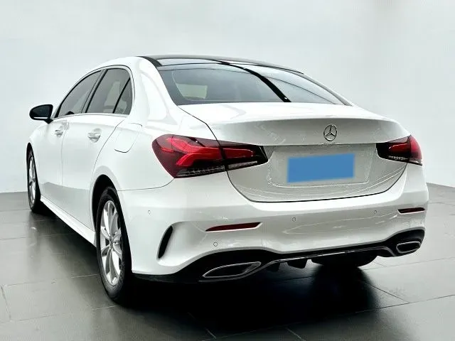2021 Mercedes-Benz A Class 1.3T 163HP L4 7DCT,autocango,china used car exporter,china ev exporter,chinese used car exporter,chinese used ev exporter