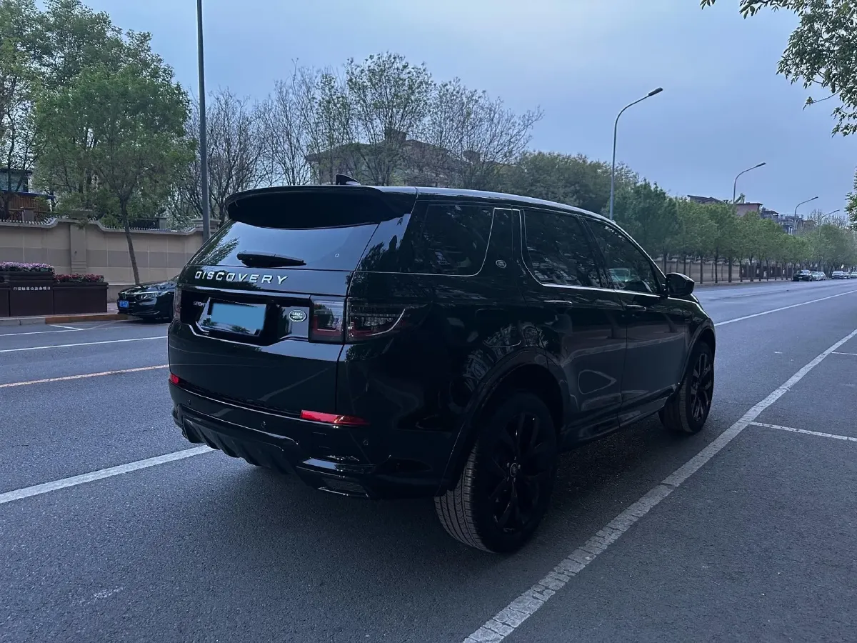 2025 Land Rover Discovery Sport 2.0T 249HP L4 9AT,autocango,china used car exporter,china ev exporter,chinese used car exporter,chinese used ev exporter