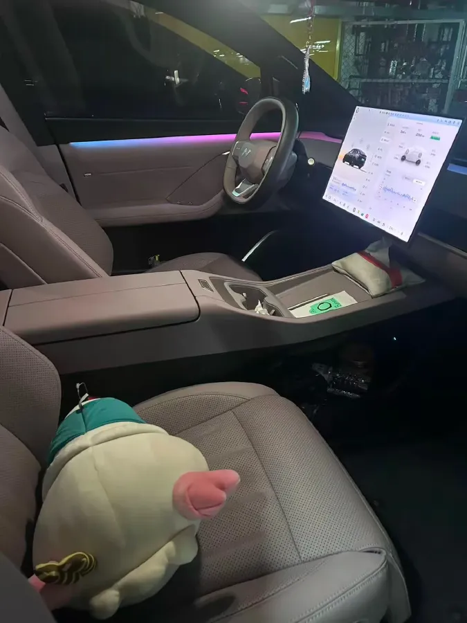 2024 ONVO L60 BEV 60KWH,autocango,china used car exporter,china ev exporter,chinese used car exporter,chinese used ev exporter