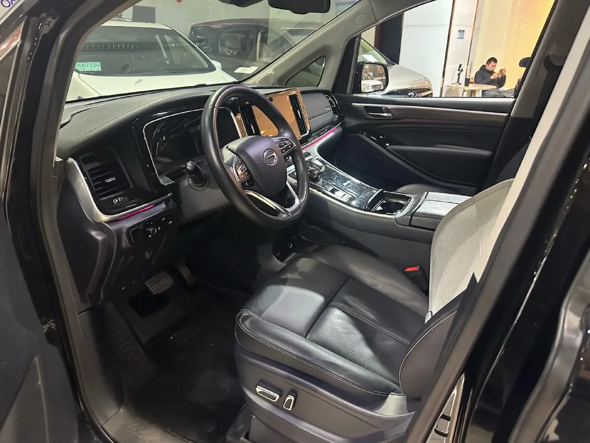 2023 GAC Trumpchi M8 2.0T 252HP L4 8AT,autocango,china used car exporter,china ev exporter,chinese used car exporter,chinese used ev exporter