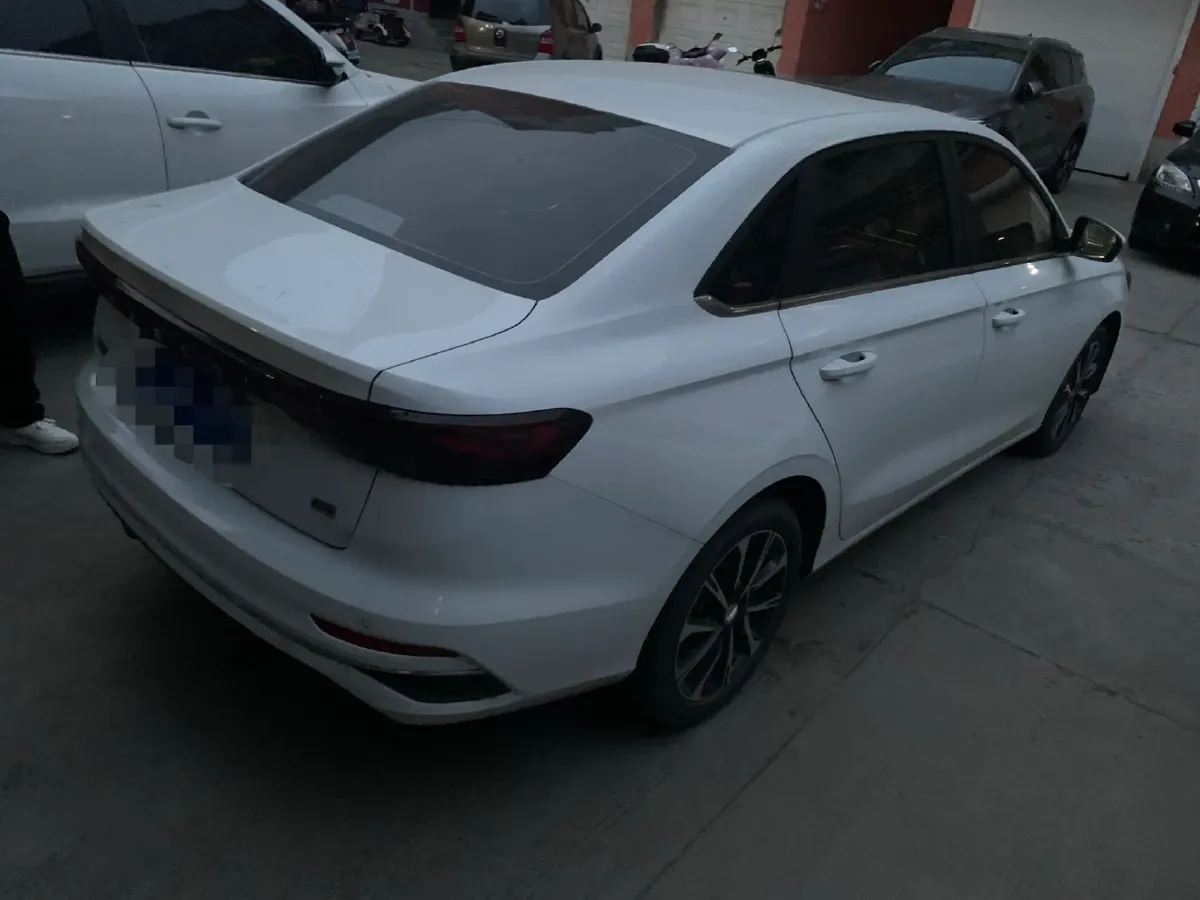 2025 Geely Emgrand 1.5L 127HP L4 CVT,autocango,china used car exporter,china ev exporter,chinese used car exporter,chinese used ev exporter
